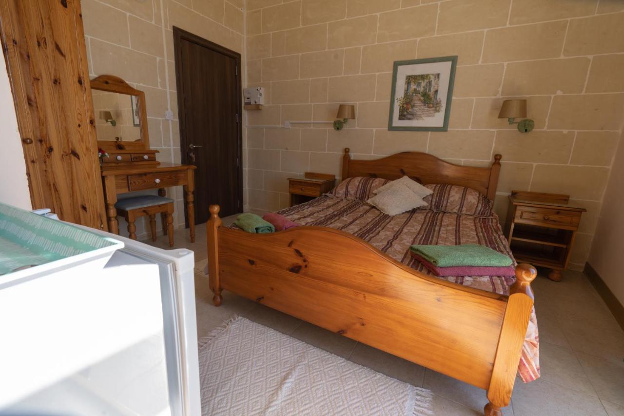 Sunset Seaview Accommodation Marsalforn Exterior foto